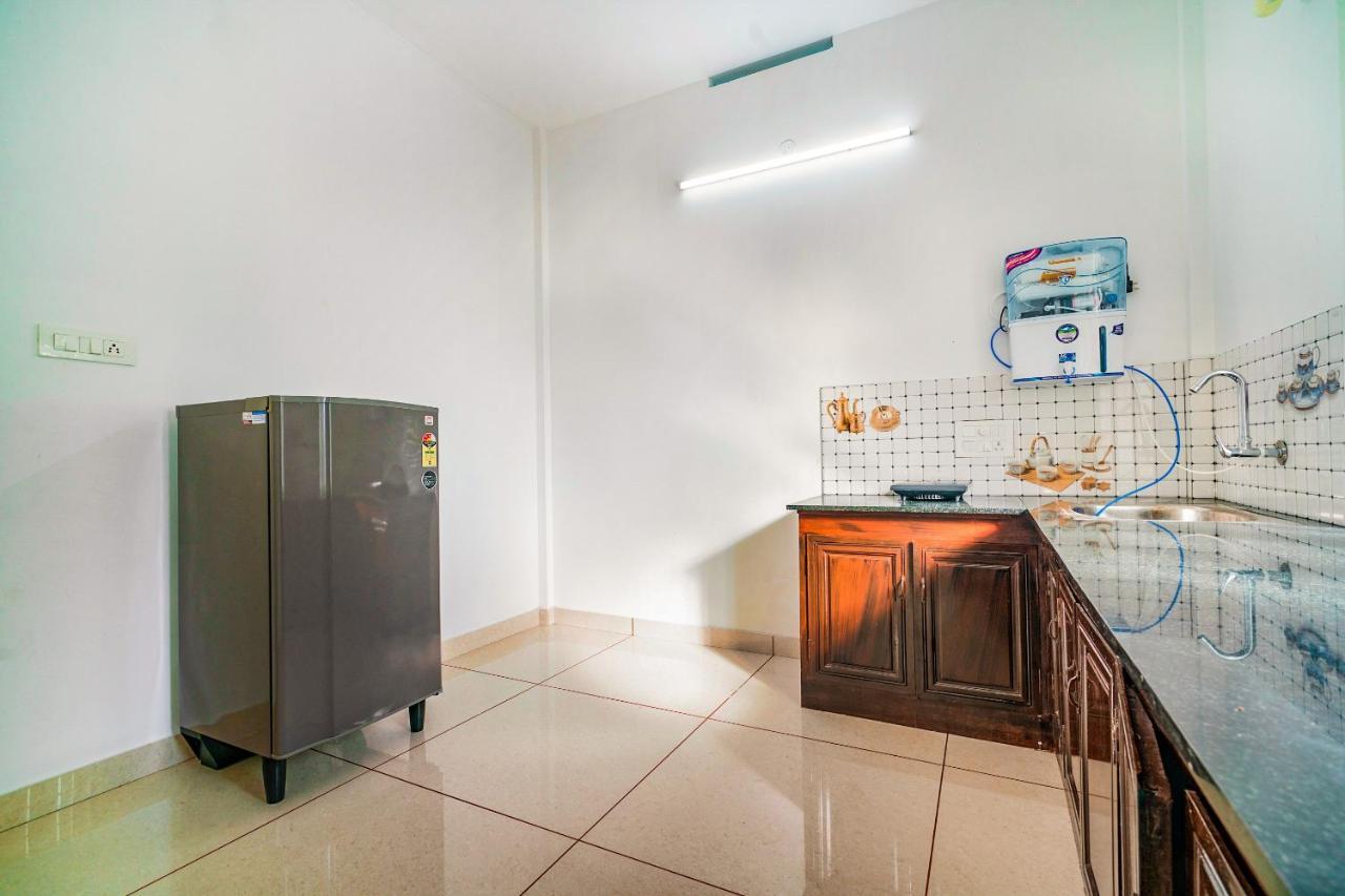 Hotel O Thykoodam Apartments Kochi Екстериор снимка