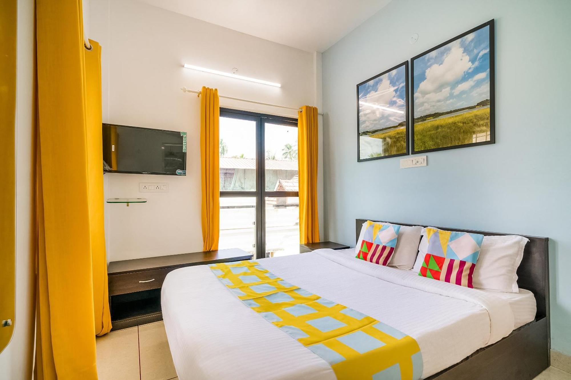 Hotel O Thykoodam Apartments Kochi Екстериор снимка